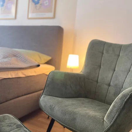 Moderne Und Barrierefreie Am Lene-voigt-park Innenstadt Stuck Und Style Reudnitz