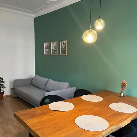 Apartment Moderne Und Barrierefreie Am Lene-voigt-park Innenstadt Stuck Und Style Reudnitz Leipzig