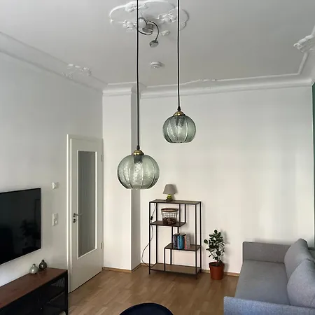 Moderne Und Barrierefreie Am Lene-voigt-park Innenstadt Stuck Und Style Reudnitz Leipzig