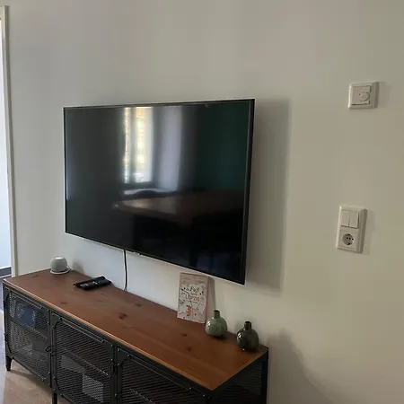 Moderne Und Barrierefreie Am Lene-voigt-park Innenstadt Stuck Und Style Reudnitz Apartman Lipcse