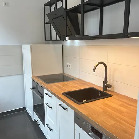 Apartment Moderne Und Barrierefreie Am Lene-voigt-park Innenstadt Stuck Und Style Reudnitz