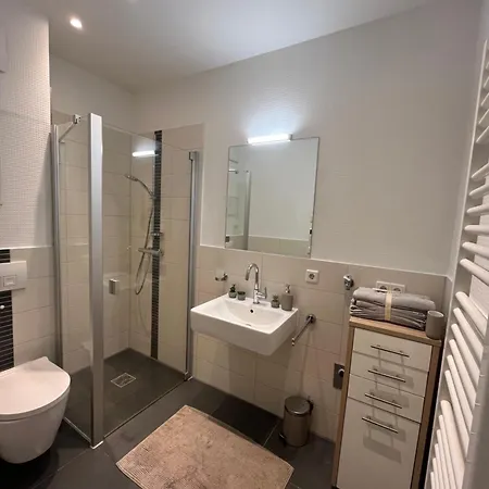 Moderne Und Barrierefreie Am Lene-voigt-park Innenstadt Stuck Und Style Reudnitz *