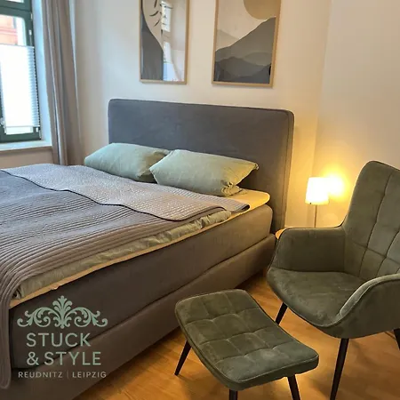 Moderne Und Barrierefreie Am Lene-voigt-park Innenstadt Stuck Und Style Reudnitz * Leipzig